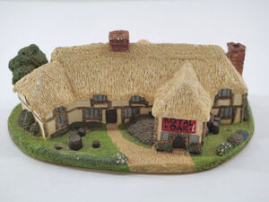 Royal Oak Royal Doulton USA The Lodge handpainted handcrafted Made in ENGLAND